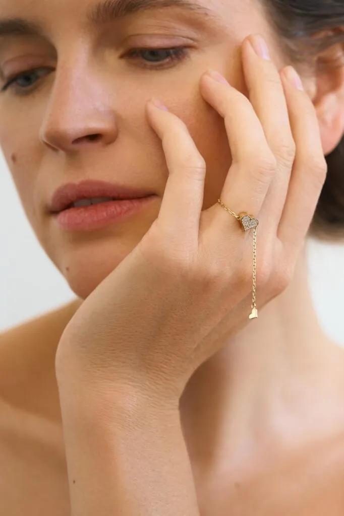 Rings Heart Transformer Ring, diamonds, yellow gold with luxury craftsmanship from Guzema