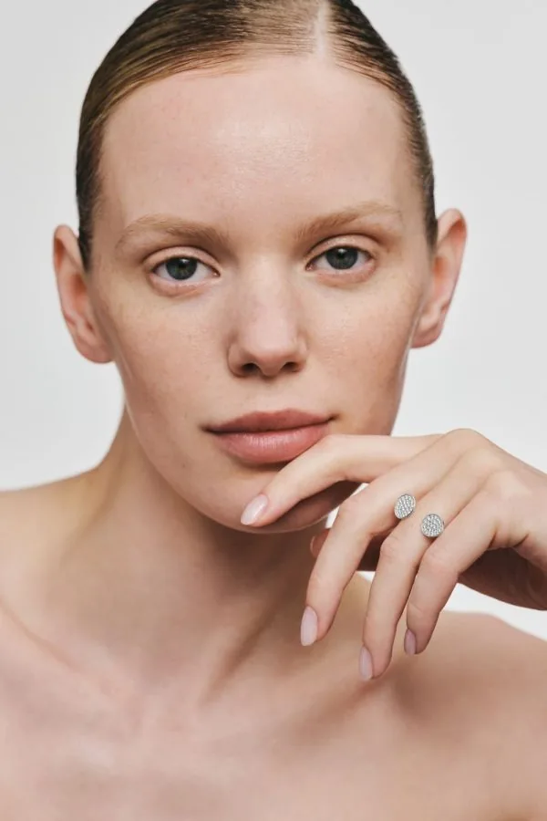 Rings Duo Flat Ring, diamonds, white gold available online with expert craftsmanship