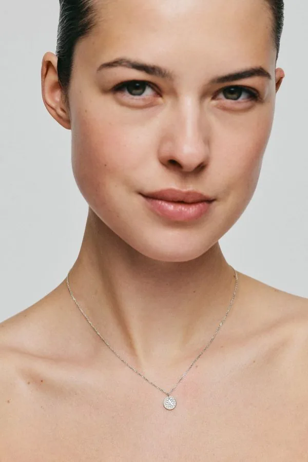 Custom Necklaces Necklace with initial, diamonds, white gold for a luxurious style