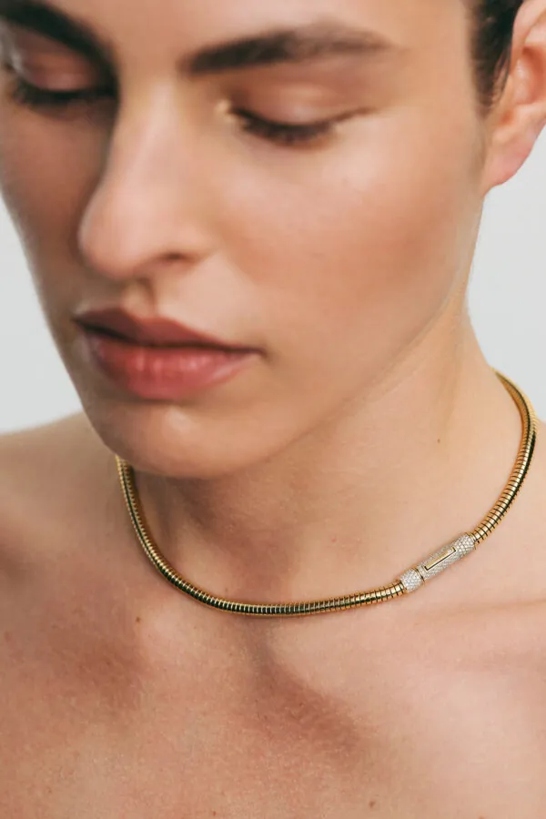Custom Necklaces Snake Necklace, diamonds, yellow gold for a luxurious style