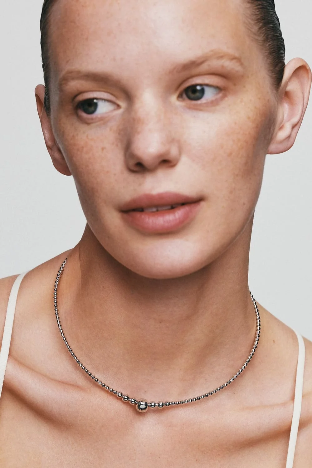 Exclusive Necklaces Bead Necklace, white gold from Guzema