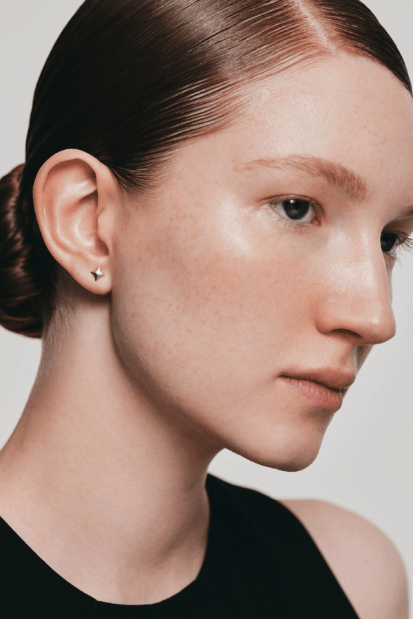 Earrings Halo Star Stud Earrings, diamonds, white gold for stylish and elegant looks