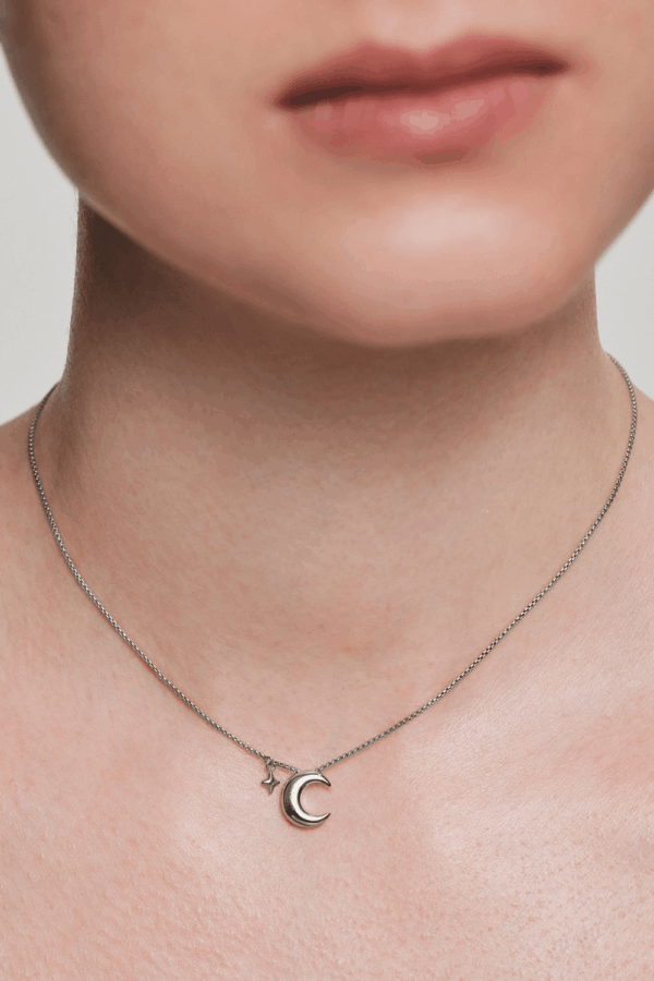 Custom Necklaces Moon Pendant, white gold for a luxurious style
