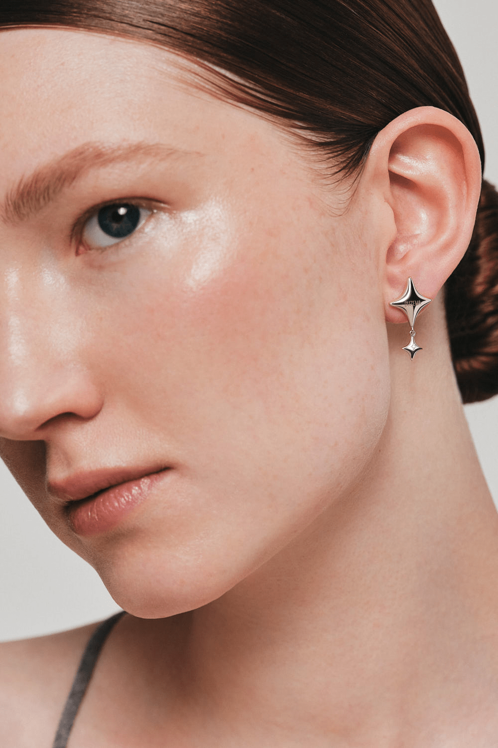 Earrings Star Drop Earrings with a diamond, white gold for stylish and elegant looks