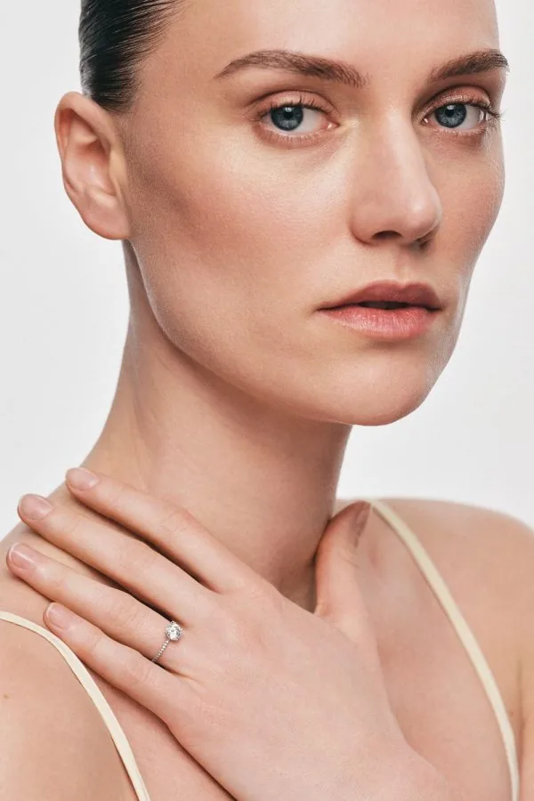 Rings Round Diamond Ring with Pavé Band, 1 ct diamond, white gold with modern design available now