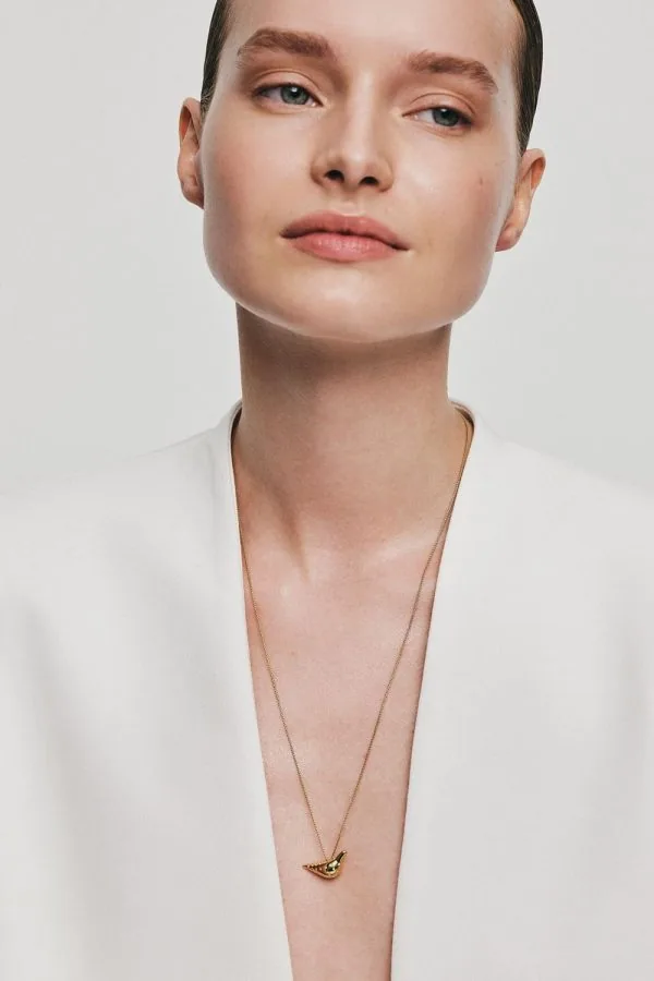Custom Necklaces Bird Girl Pendant with Diamonds, yellow gold for a luxurious style