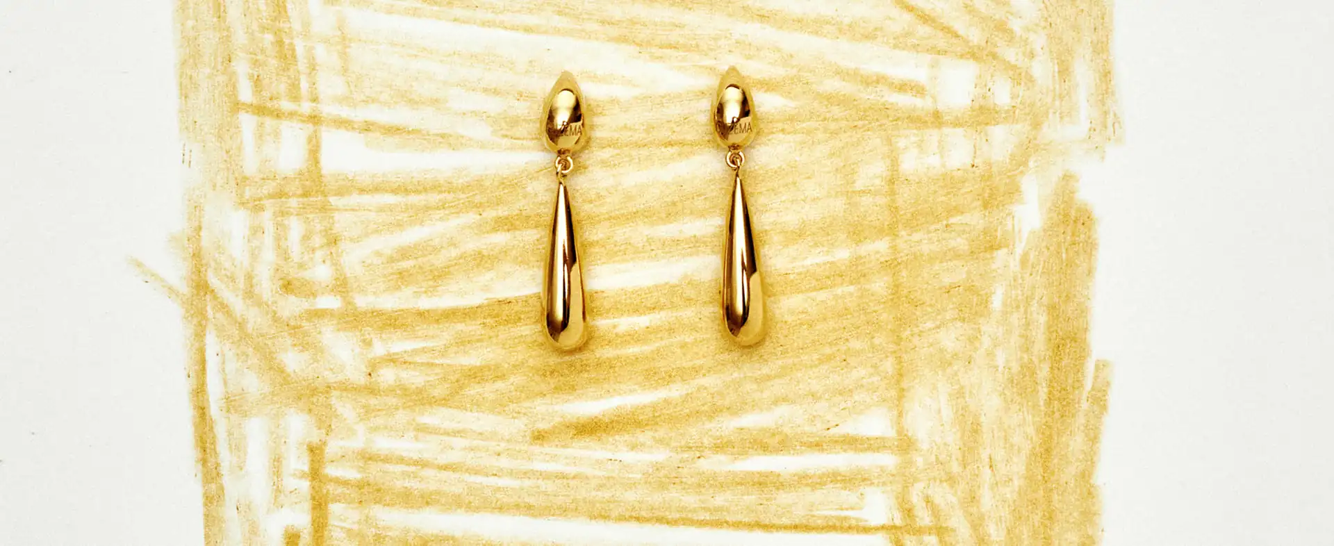 MOTHER’S DAY<br />GIFTS UNDER $3000