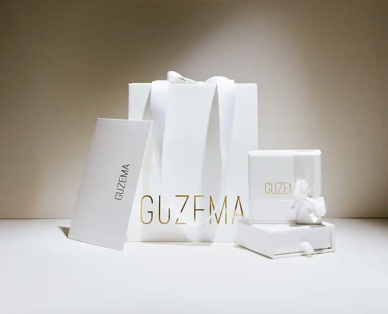 Complimentary Gift Packaging